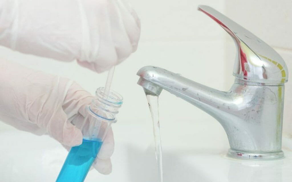 How To Test Water Quality At Home (Ultimate 2023 guide)